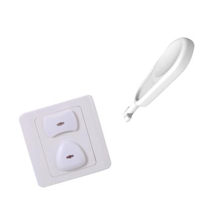 China Baby Safety Electrical Outlet Covers Promotional British UK Wall Outlet Waterproof Cover For Baby Kids Safety for sale