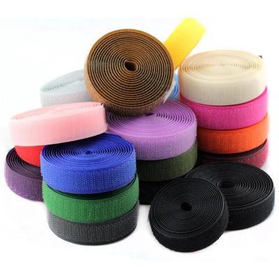 China Durable Nylon Hook And Loop Tying Velvet Fabric Roll Nylon Adhesive Hooks Loops Tie Back To Back for sale