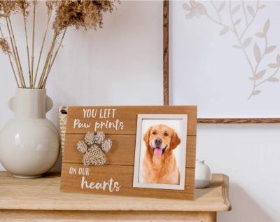 China Wall Animal Pet Cat and Dog Keepsake Picture Frame Pet Cat and Dog Keepsake Memorial Gift Picture Wooden Photo Frame for sale