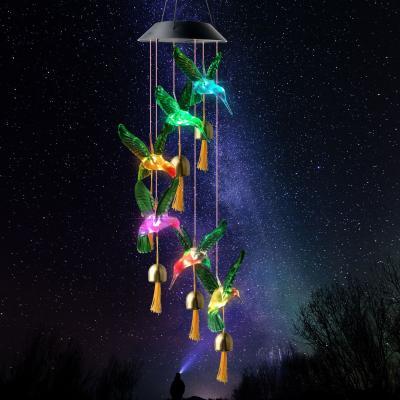 China Garden Led Solar Green Hummingbird With Bell Holiday Lighting Christmas Gifts Selling Best On Amazon Solar Garden Light for sale