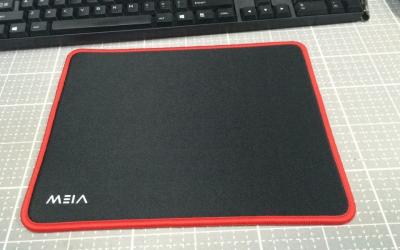 China Adversting Surface Cloth Mouse Pad / Mat With Stitching Edge Black Purple Color for sale