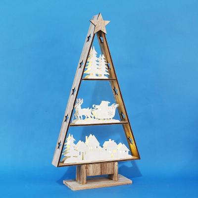 China Environmental Friendly Christmas Tree Lights and Wooden Sleigh Decoration with LED for Indoor Christmas Decoration and Gift for sale