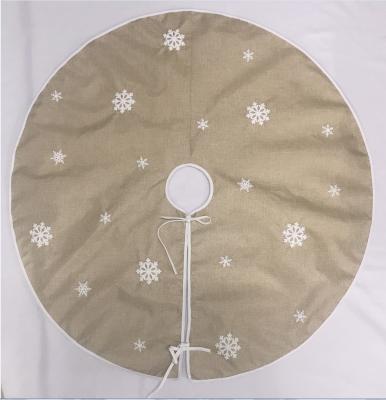 China Environmental Friendly Christmas Tree Canvas Skirt With White Snowflake for sale