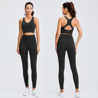 China Breathable Seamless 2 Piece Fitness Jogger Set Women's Activewear Wholesale Training Gym Fitness Workout Sets For Women Teams Two Pcs Set for sale