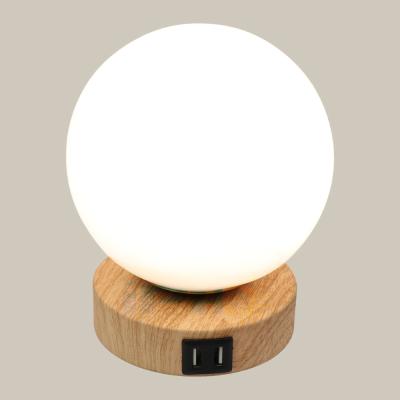 China Hotel Eco-friendly Modern Home USB Port Touch Control Dimmable 3 Way Led Bedside Reading Study Table Lamps for sale