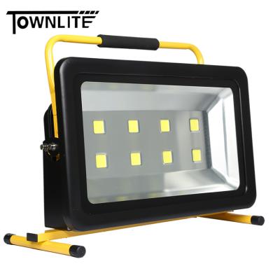 China Portable rechargeable led flood light 100w 150w 200w 300w 400w led work light YQFL-3004-R400 for sale