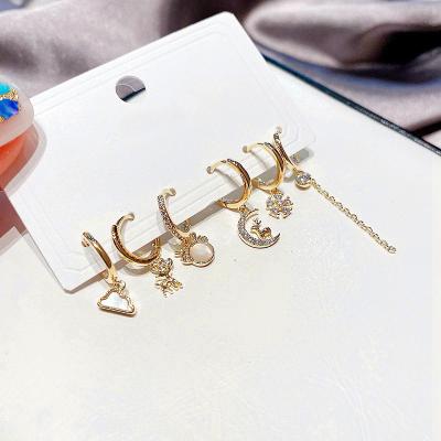 China TRENDY Fine Earring Sets Elks Pendants Drop Earrings Gold Plated Moon Circle Earring Set Festival Jewelry for sale