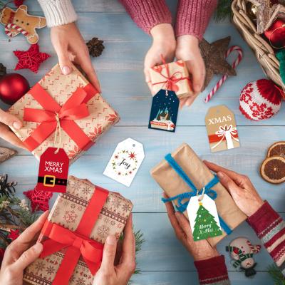 China Sustainable Kraft Paper Christmas Hang Tags Merry Christmas And Happy New Year for sale