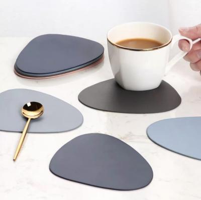 China Sustainable Manufacturers Customized Luxury Nordic Style PU Leather Coaster for sale