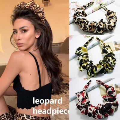 China Simple Fashion Press Headband Hair Accessories Retro Leopard Print Hairpin Pleat Hairband Large Intestine Environmentally Friendly Headband for sale