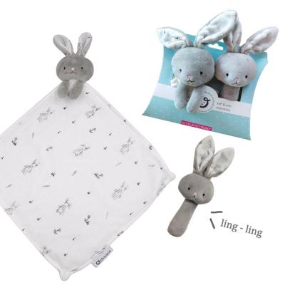 China Lovely Safety Antibacterial Blanket Factory Direct Antibacterial Shower Comforter With Animals Newborn Baby Gift Set Stuffed Soft Baby Teething Toys for sale