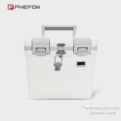 Cina 6L Portable Medical Cooler Box Outdoor Locking PU Foam Medicine Ice Cooler Box 48H Tempo di raffreddamento in vendita