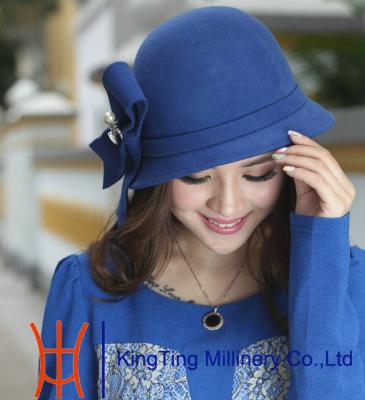 Cina Cappelli di feltro 100% della lana di rosso del blu/prugna di nozze per le signore, cappelli del secchio del feltro in vendita