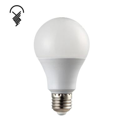 China Residential hot sale E27 e27 7w 12v super bright dc led bulb for sale