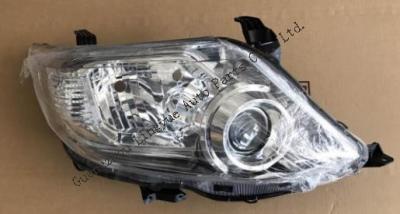 China Plastic Toyota Fortuner Parts / Halogen Type Headlamp 12V For 2012 Model for sale