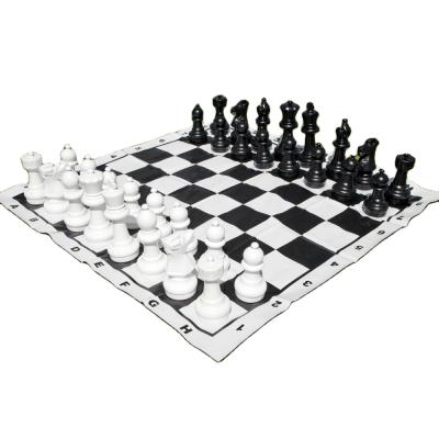 China Mini plastic giant chess set with nylon fabric mat for sale