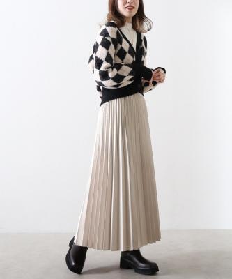 China Anti-Static Pleated Elegant Women Ladies Long Skirts Custom Sketches for sale