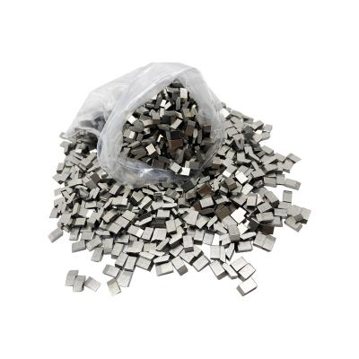 China Burnishing Tungsten Carbide Tipped Circular Saw Blade Tips for sale