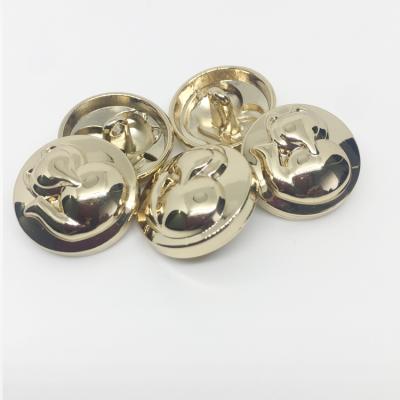 China Nickel Free Fashionable Round Gold Embossed Decorative Matt Metal Sewing Button Buttons For Overcoat Garment for sale