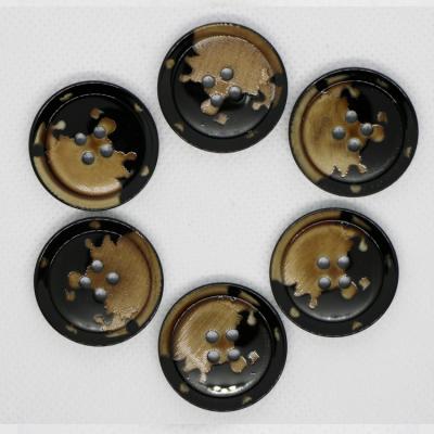 China New Fashion Washable Four Hole Resin Yellowish Brown Buttons for sale