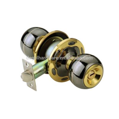 China Easy installation and durable type classic iron material and door knob door and window handle lock for sale