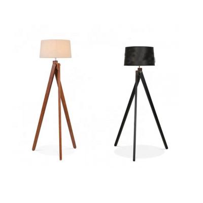 China Contemporary Standing Lamp Modern Hotel Bedroom Study Decorative Wood Frame Floor Lamp for sale