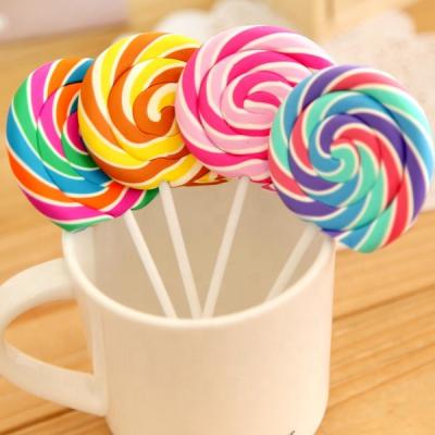 China Full Size Rainbow Swirl Pop Flat Round 2D Lollipop Hard Candy Candy Shapes for sale