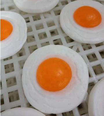 China 2021 Natural Hot Sale Large Egg Shaped Soft Gummy Jelly Candy for sale