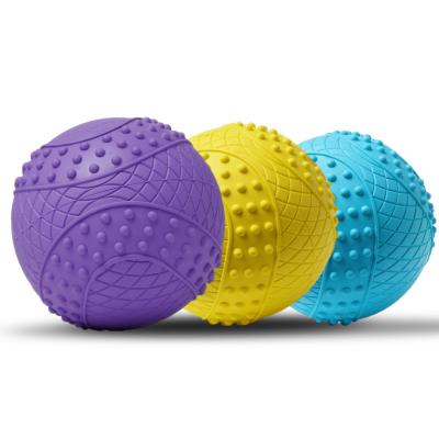 China Sustainable New Design Natural Rubber Teeth Massage Ball Squeaky Toy Eco-Friendly Custom Multicolor Dog Chew Toy for sale