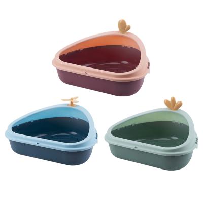 China New Sustainable Pet Toilet Pakeway Semi Enclosed Easy To Clean Plastic Cat Litter Box With Cat's Litter Scooper for sale