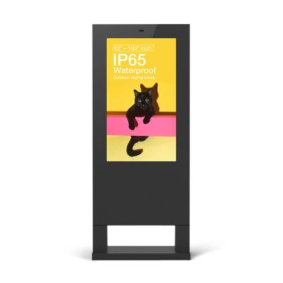 China 49 inch outdoor outdoor street equipment bus stop IP 65 public advertising creative 66 screen for sale