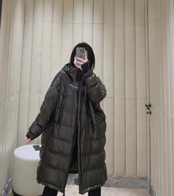 China Sustainable Women's loose long white duck down padded down hooded coat autumn and winter New for sale