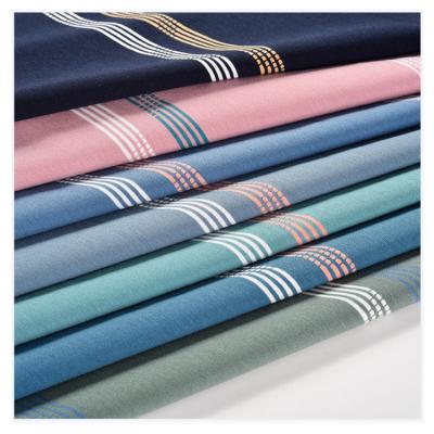 China Men's Breathable Shirt 95% Cotton 5% Spandex Rib Fabric Striped Cotton Shirt Fabric New Canvas Yarn Materials For Shirts en venta