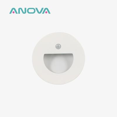 Cina 1.2W Sensore di movimento PIR Lampade per le scale 25lm-46lm Indoor Led Step Light in vendita