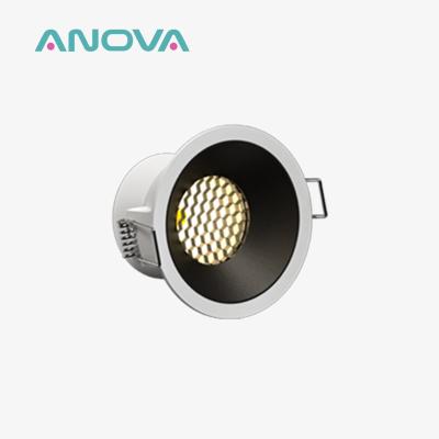 Cina Anti-Glare Magnetic Downlight 85x56mm 7W Downlights regolabile 2700K 3000K 3500K in vendita