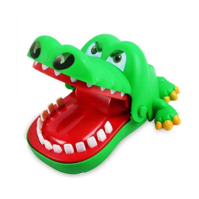 China Wholesale Funny Crocodile Game Party Toy Table Game Factory Price Sharp Finger Spoof Toy Snorkel for sale