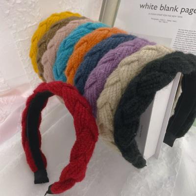 China New fashion comfortable woolen headband twist braid soft braided hair accessories retro simple wide brim headband hairpin for sale