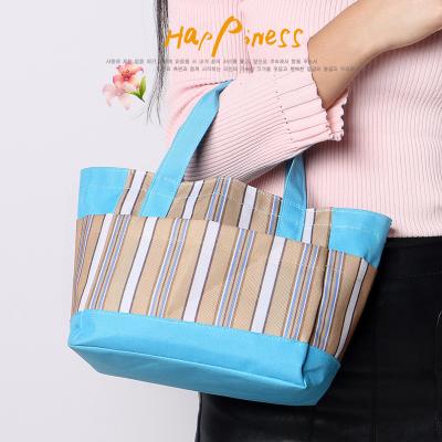 China Custom Tote Bags Cooler Picnic Food Lunch Box Bag Eco-Friendly Reusable Tote Lunch Bag Thermal Insulation Tote Bags for sale