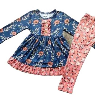 China Polyester/cotton children's clothing USA girls boutique long sleeve ruffle outfit for winter remake babies outfit for sale