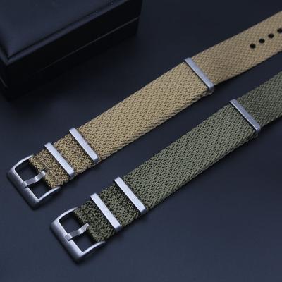 China 2022 Skin Friendly Hotsale Replacement 1.6mm NATO Strap 20mm 22mm Shark-tooth Navy Blue Fishbone Watch Band Nylon Watch Strap for sale