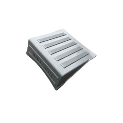 China 640*280*660mm Howo Battery Cap AZ9100760102 for SINOTRUK Truck Body Parts Battery Cover zu verkaufen