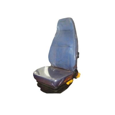 China SINOTRUK HOWO A7 Truck Spare Parts Az1642510011 Cabin Light Weight Right Seat Assembly Left Air Seat for sale