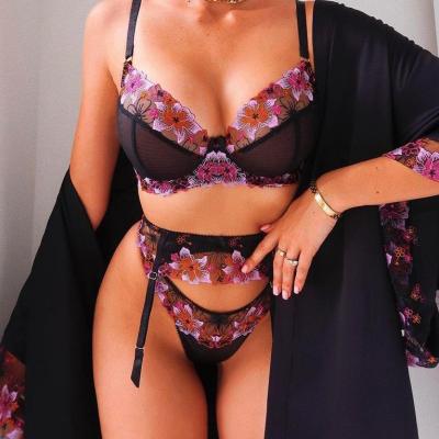 China Comfortable Sexy Trim Mesh Lingerie Set Elastic Lace High Quality Spandex/Polyester Embroidery Underwear for sale