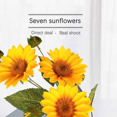 China Party/home/wedding 2021 new deisign 3 heads 4 buds artificial sunflower for wedding party home decoration for sale