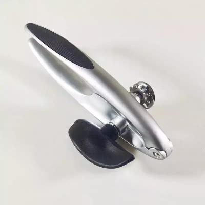 China Factory direct stocked heavy duty zinc alloy hand tool can opener for sale