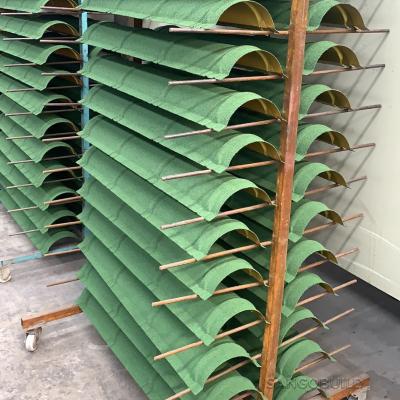 China Factory Wholesale Price Modern Roof Tiles Barrel Covering Ridge Tile Accessories Ridge Tile Mold Price for sale