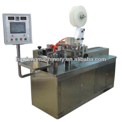 China Medical PLC Controlled Semi-automatic Cooling Gel Patch Packing Machine for sale