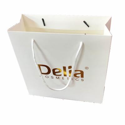 China Recyclable 200 pcs starts jewelry packaging white tote bags with golden hot stamping earring easy to carry out paper bags for sale