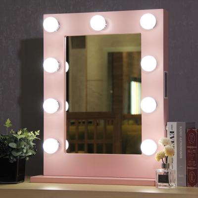 Cina Modern Luxury Table Top Small Frame Mirror with Smart Dimming LED Makeup Specchio rosa in vendita