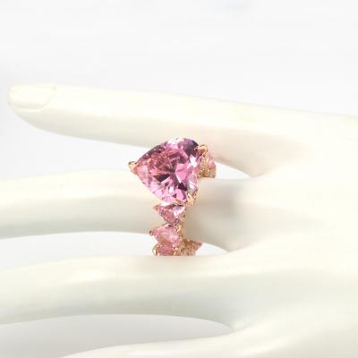 China TRENDY Pink Diamond Women Rings Jewelry Fashion Rings Big Stone Jewelry Gold Ring Designs for sale